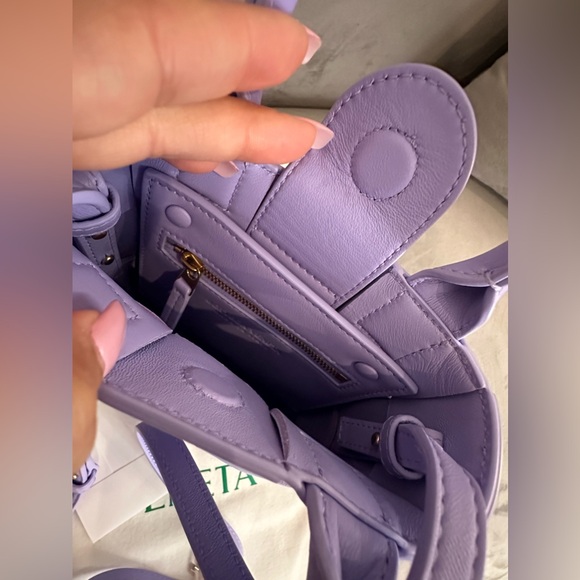 🌟SOLD🌟 NWT Bottega Veneta Small Cassette Tote Bag - Picture 8 of 9